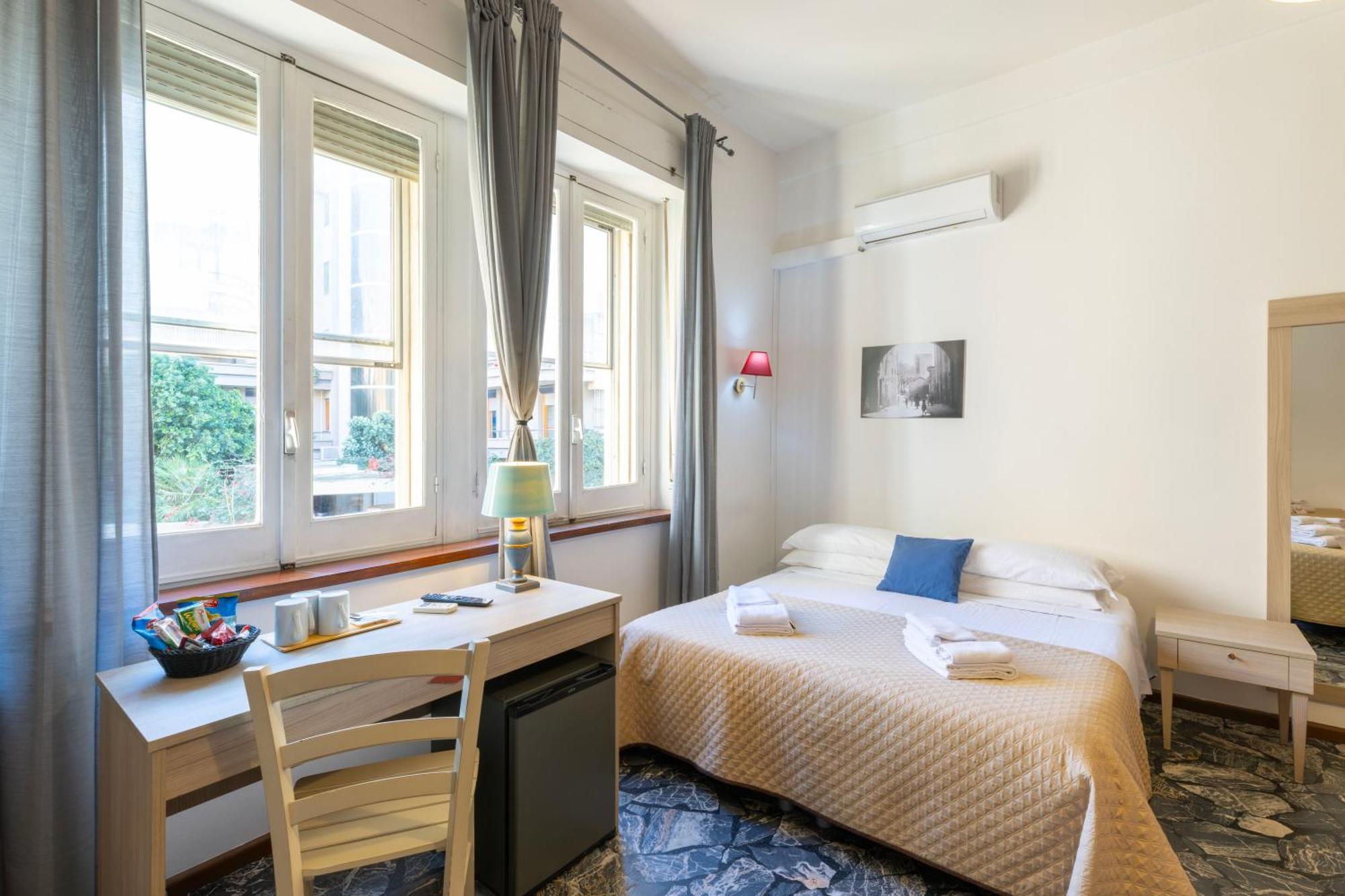 Kalie Rooms Guest House Кальяри Экстерьер фото