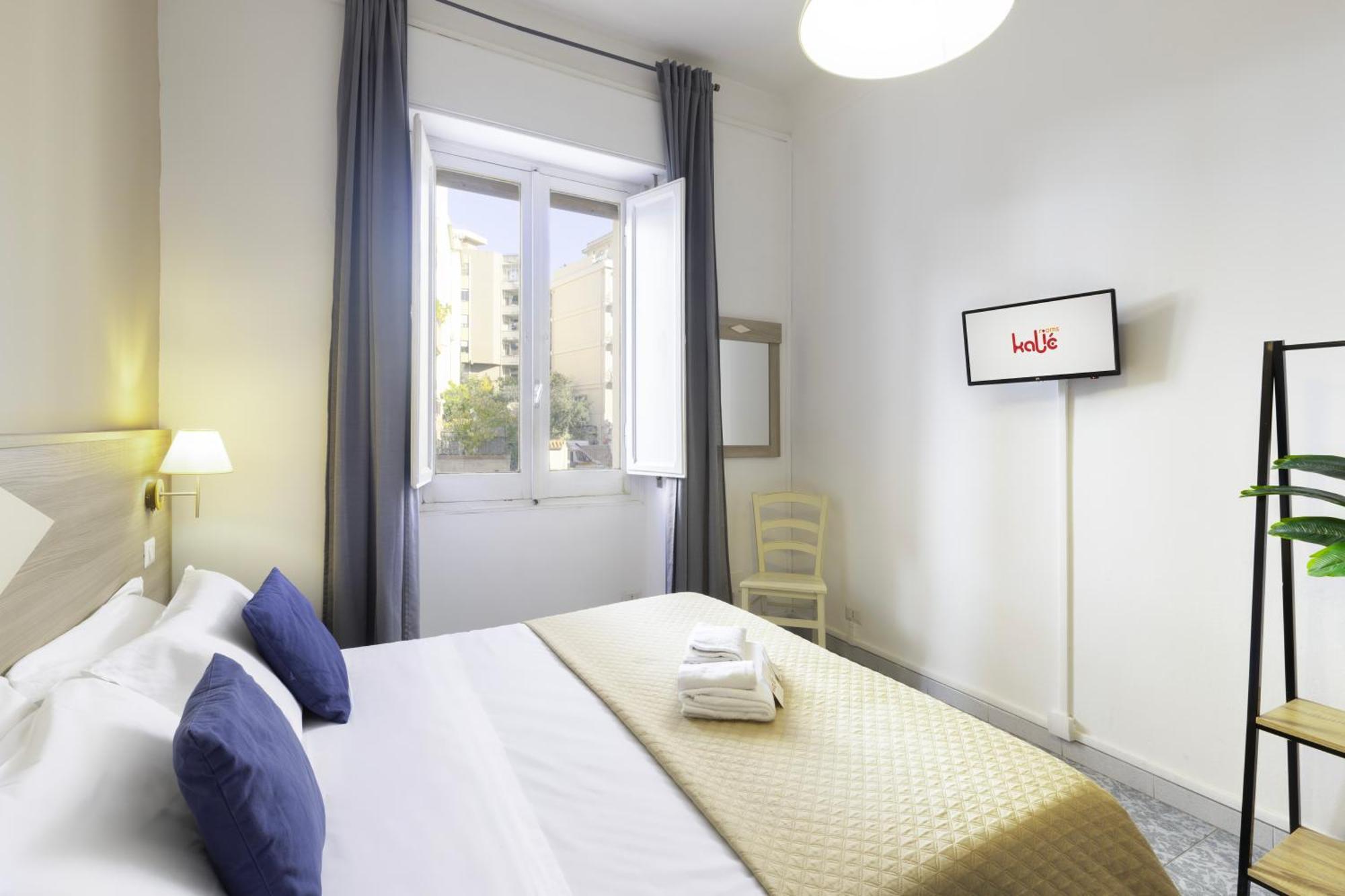 Kalie Rooms Guest House Кальяри Экстерьер фото