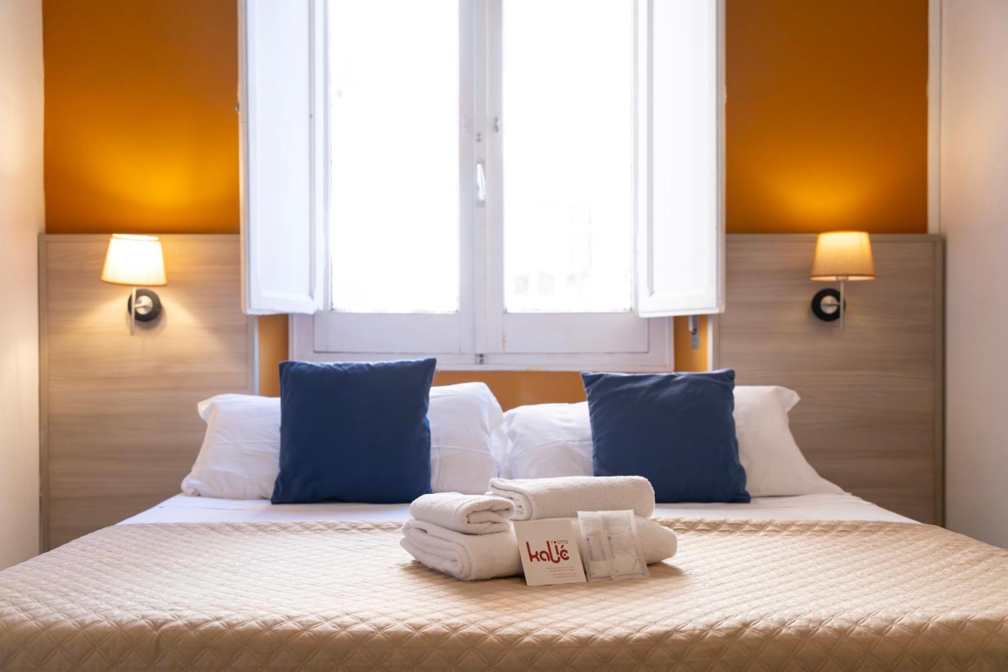 Kalie Rooms Guest House Кальяри Экстерьер фото